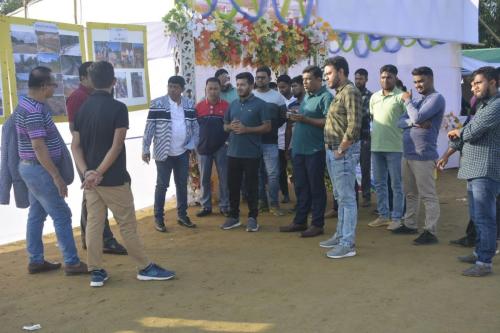 cb1a9b23-b6ea-4dd5-b7e7-8624d759ca68